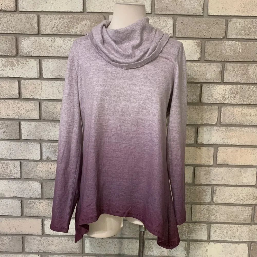 3for$20 light sweater medium